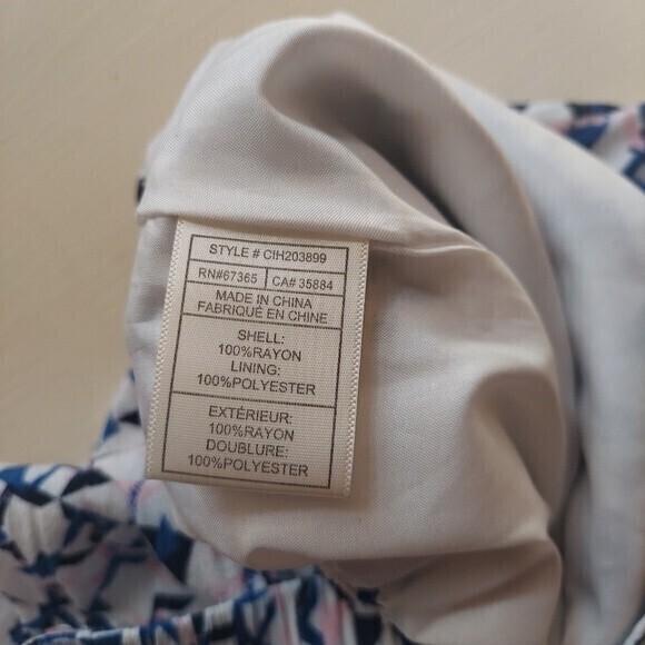 Cupcakes & Cashmere geometric print high waist shorts small - Picture 5 of 8